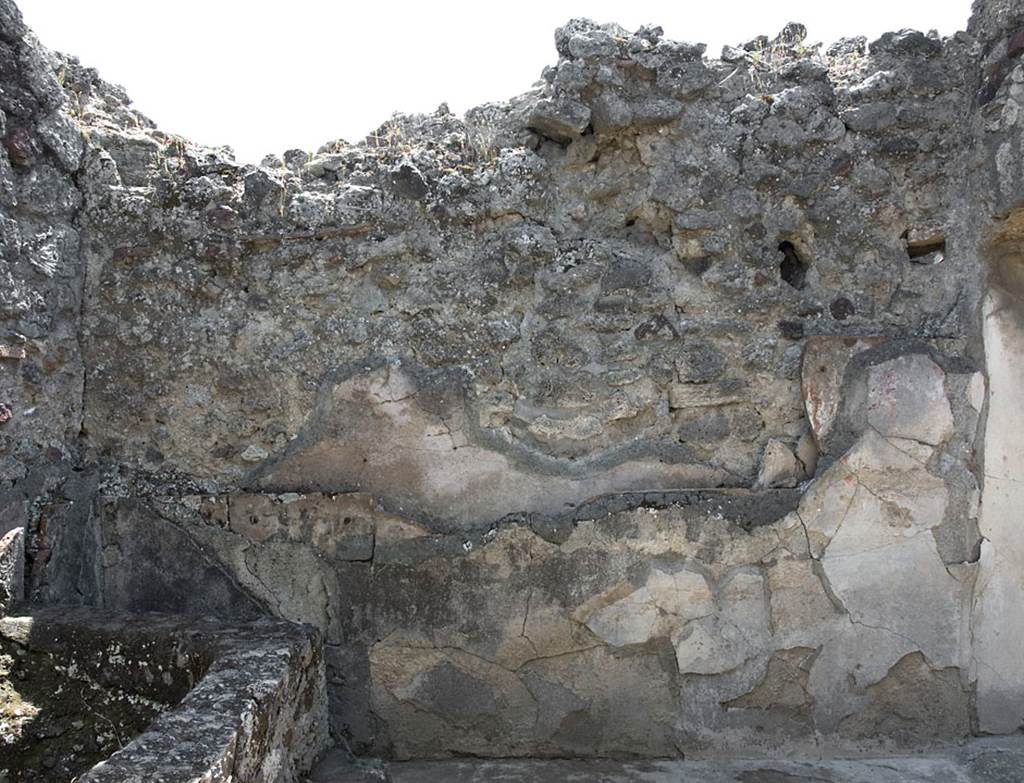 V.1.7 Pompeii. c.2005-7. Room 20, west wall. Photo by Hans Thorwid. 
Photo courtesy of the Swedish Pompeii Project.
