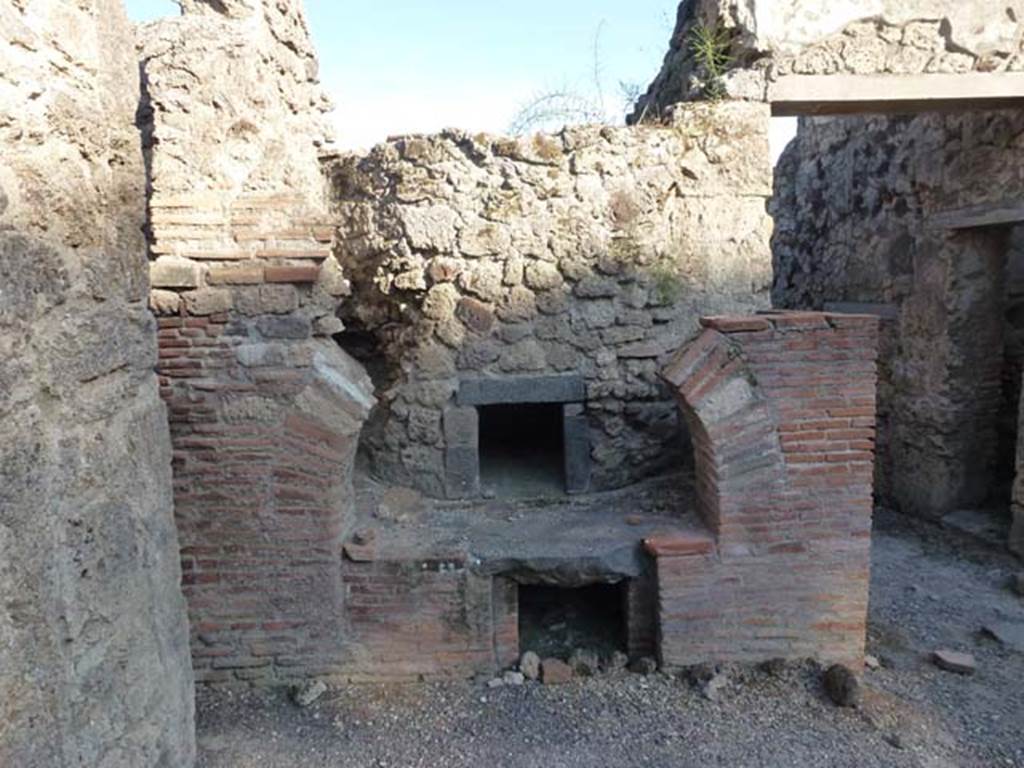 V.3.8 Pompeii. June 2012. Oven in south-east corner of bakery atrium. Photo courtesy of Michael Binns.
