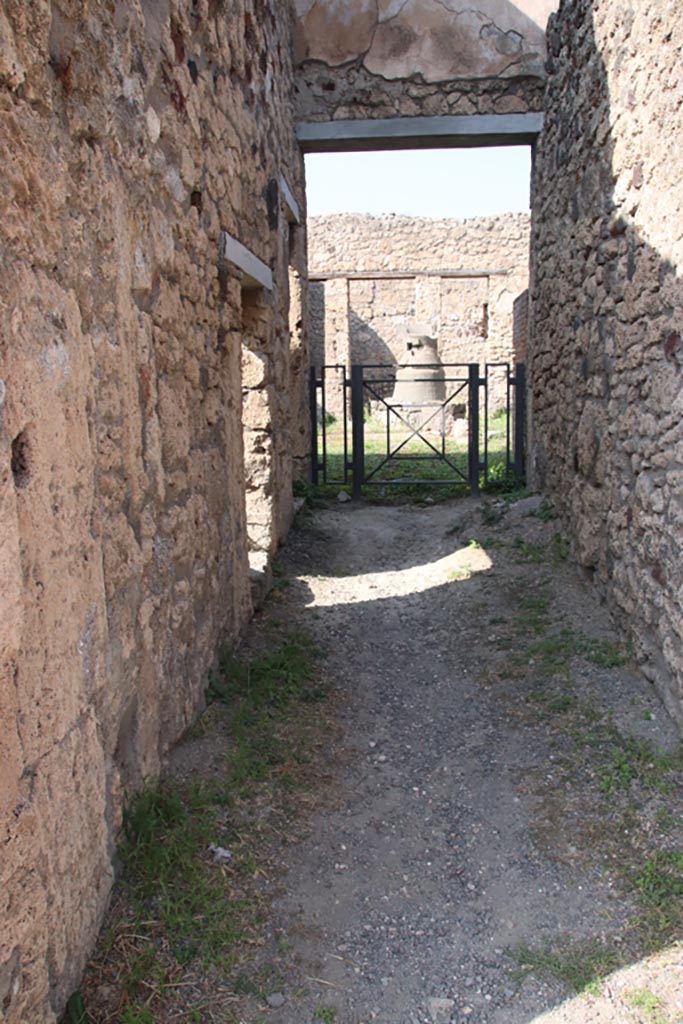 V.3.8 Pompeii. October 2023. Looking north along entrance corridor. Photo courtesy of Klaus Heese.