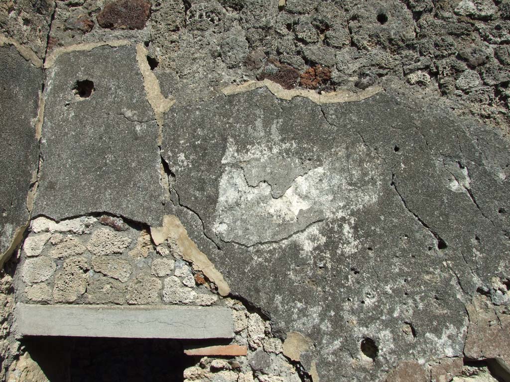 V.3.8 Pompeii. March 2009. East wall of front room on west side of entrance corridor.