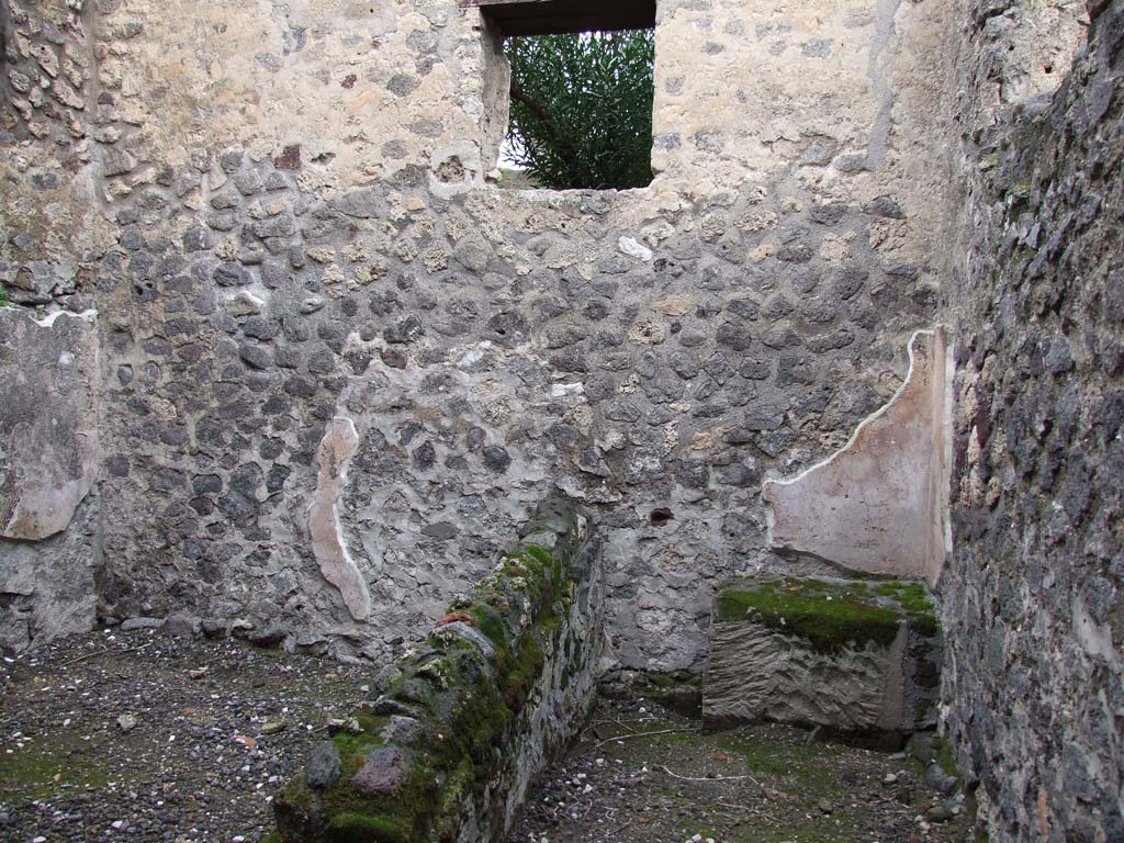 VI.7.23 Pompeii. December 2006. Rooms adjoining the kitchen, looking north.