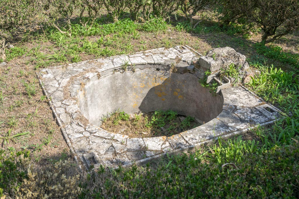 VI.7.23 Pompeii. October 2023. Garden fountain and pool. Photo courtesy of Johannes Eber.