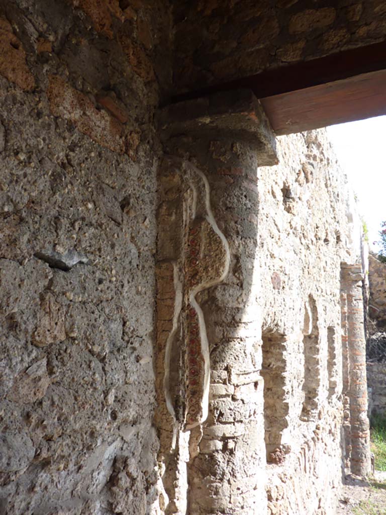 VI.7.23 Pompeii. October 2014. Looking east along north wall with niches.
Foto Annette Haug, ERC Grant 681269 DÉCOR.
