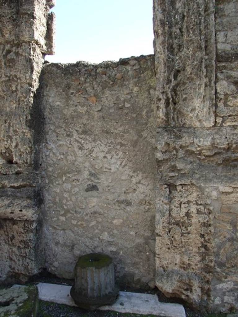 VI.8.22 Pompeii.  March 2009.  Room 1. Atrium.  Blocked doorway in south east corner.