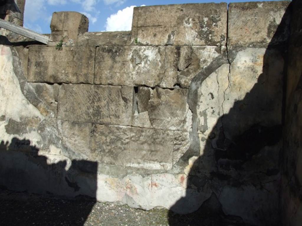 VI.8.22 Pompeii.  March 2009.  Room 19.  East wall.