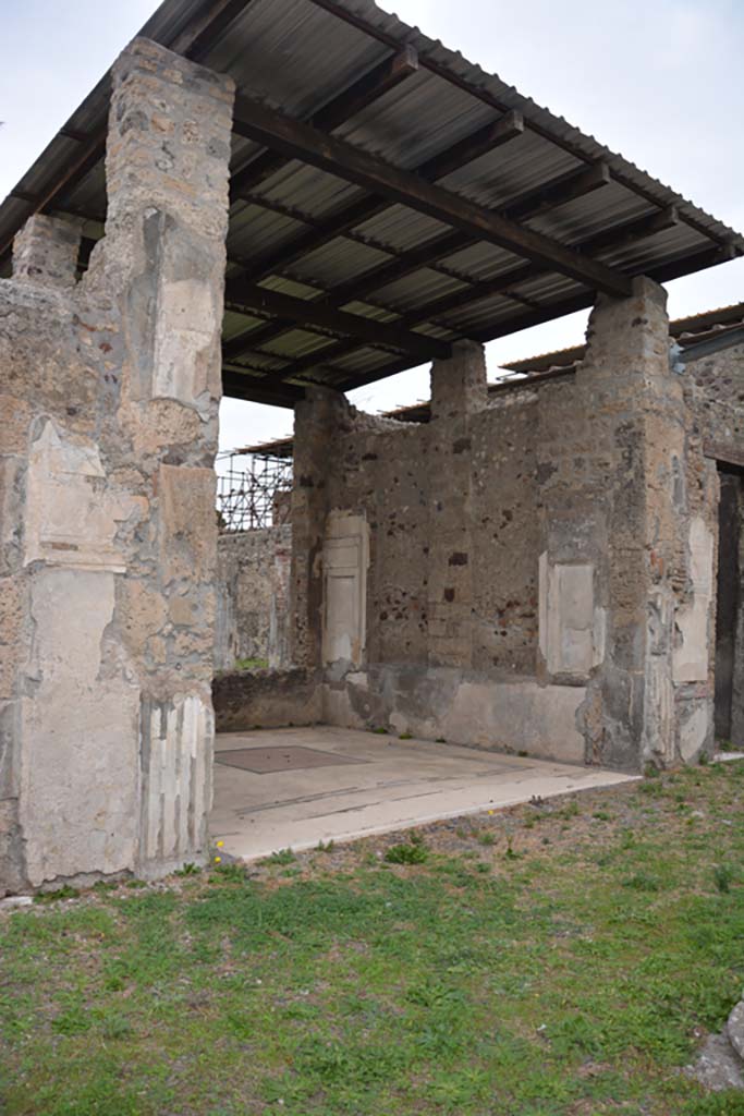 VI.11.10 Pompeii. October 2017. Room 33, looking north-east from atrium.
Foto Annette Haug, ERC Grant 681269 DÉCOR
