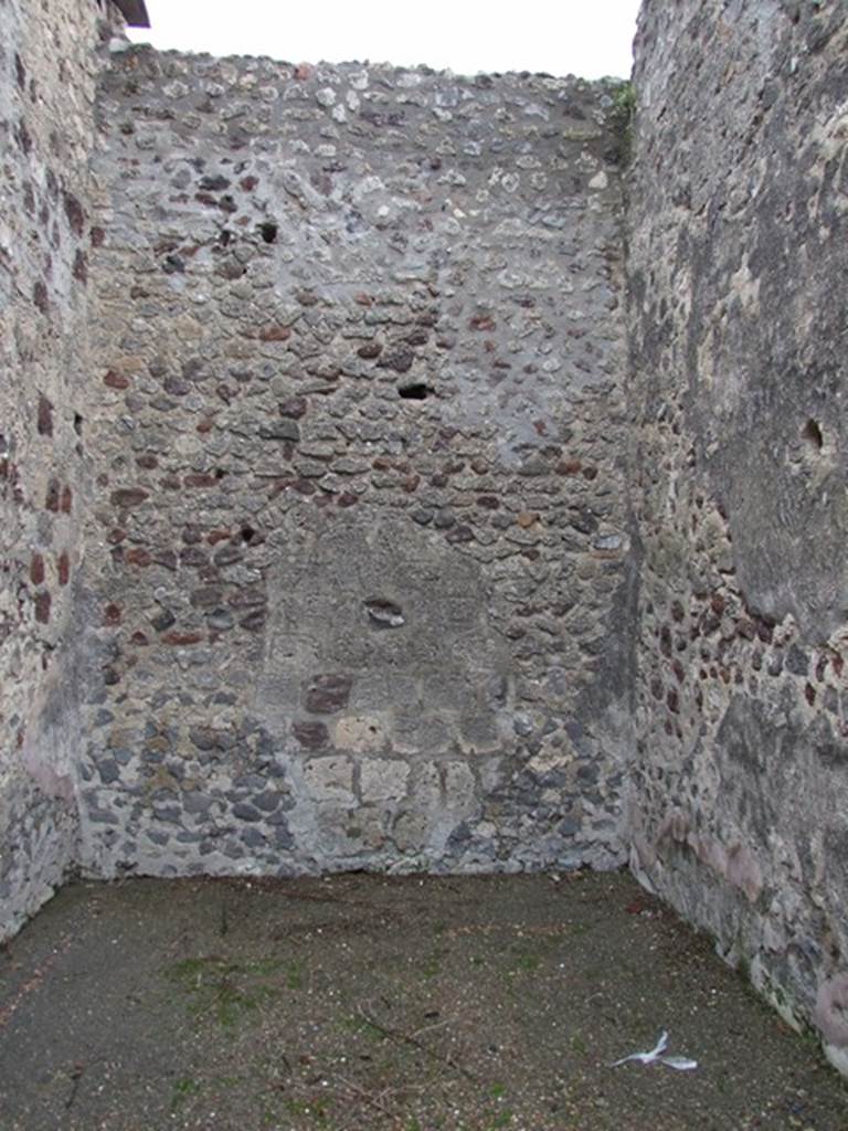 VI.11.10 Pompeii. December 2006. Room 32, looking towards east wall of ala on east side of atrium.