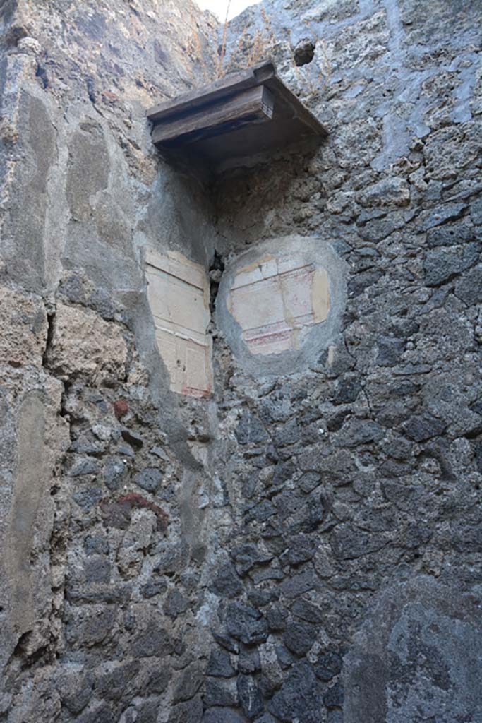 VI.11.10 Pompeii. October 2017. Room 24, looking towards north-east corner.
Foto Annette Haug, ERC Grant 681269 DÉCOR


