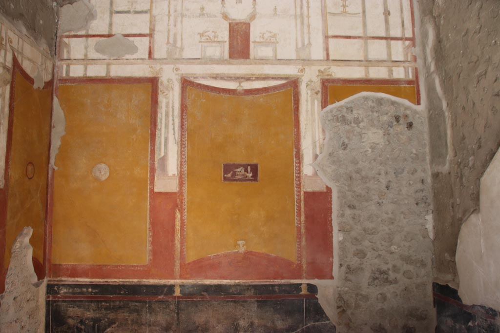 VI.15.1 Pompeii. October 2023. Looking towards south wall of ala h. Photo courtesy of Klaus Heese.