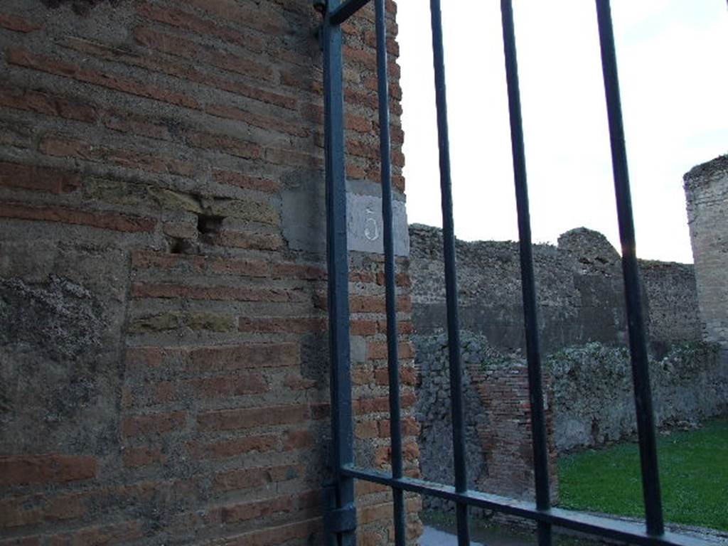 VII.1.8 Pompeii. December 2006. Looking out from corridor H through entrance at VII.1.51.