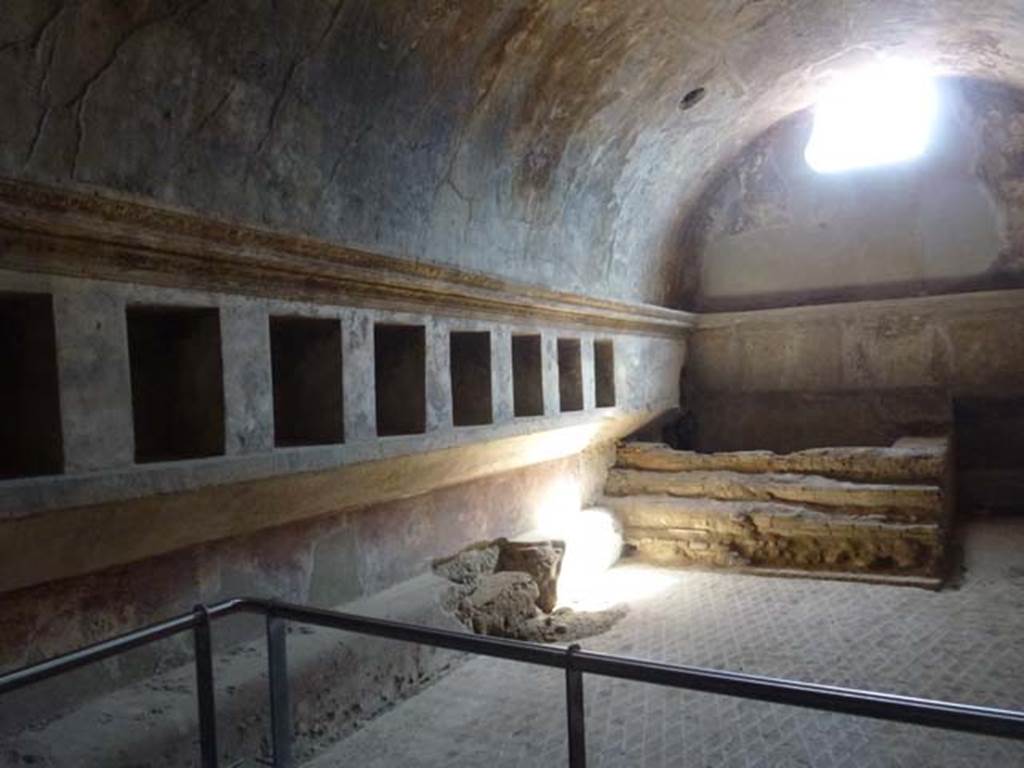 VII.1.8 Pompeii. June 2012. Looking south-west in womens apodyterium (changing room) 11. Photo courtesy of Michael Binns.