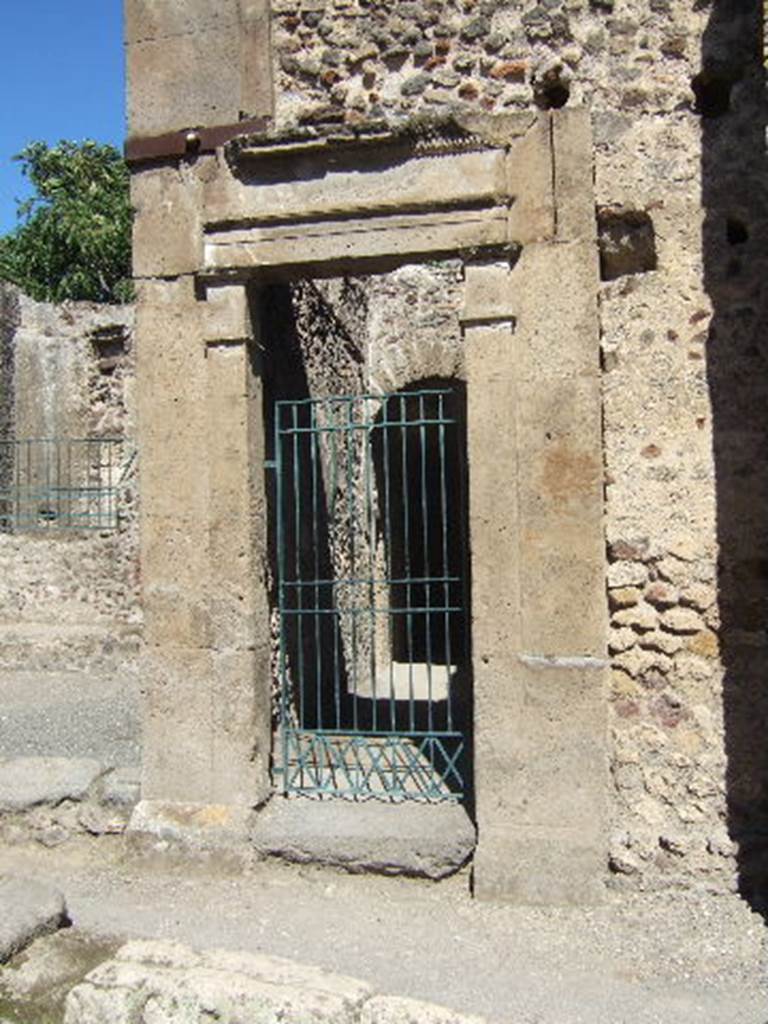 VII.1.50 Pompeii. September 2005. Entrance.