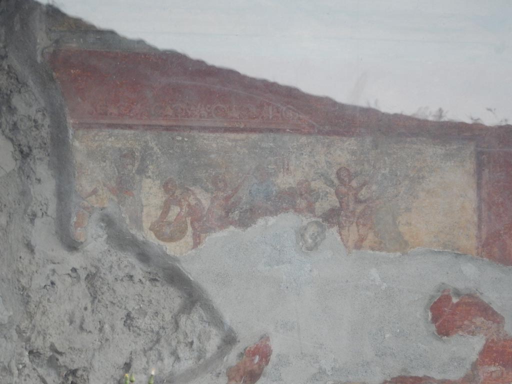 VII.7.5 Pompeii. May 2015. Oecus (m) north wall east side of peristyle. Photo courtesy of Buzz Ferebee.