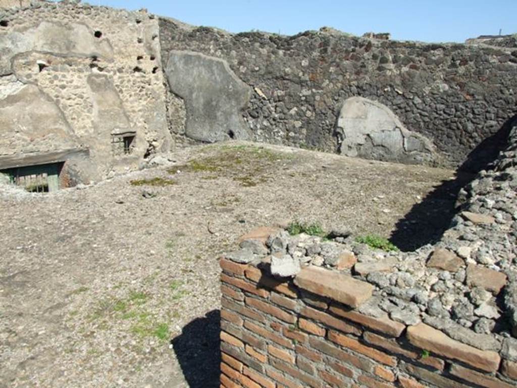 VII.15.2 Pompeii.  March 2009. Rooms above the granary VII.15.16.  North room.