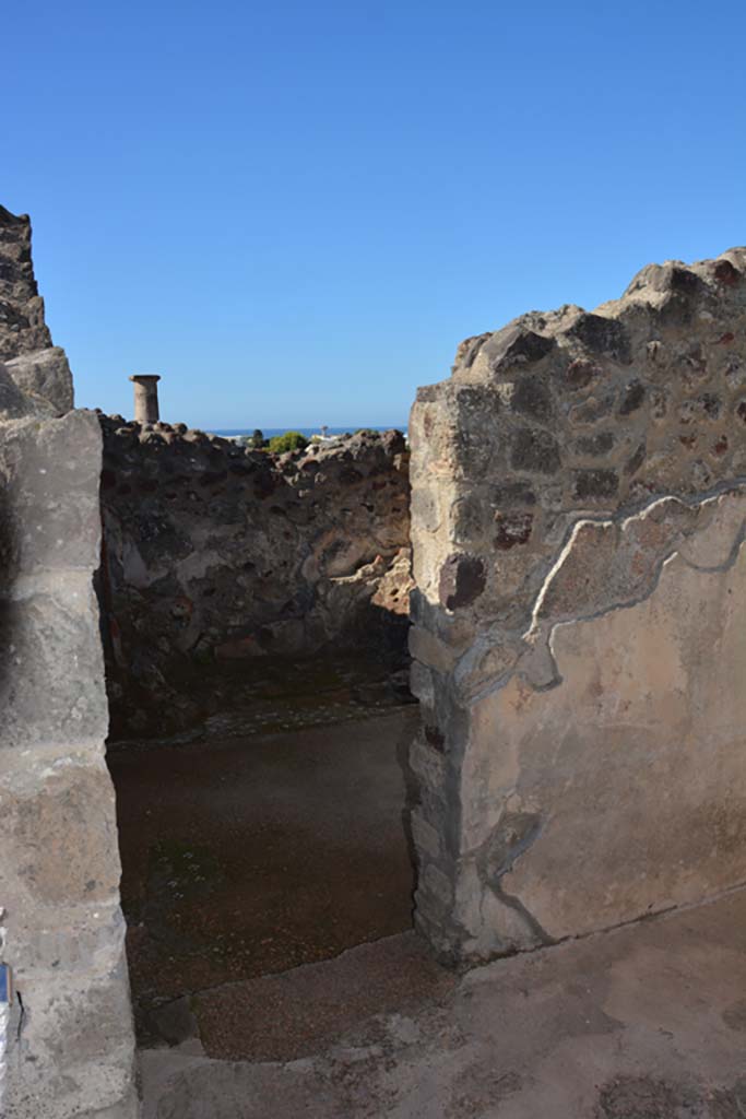 VII.15.2 Pompeii. October 2019. Tepidarium, looking west towards doorway into caldarium.
Foto Annette Haug, ERC Grant 681269 D�COR.
