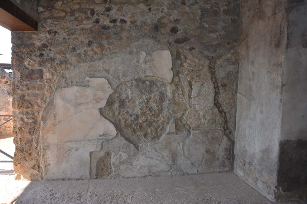 VII.15.2 Pompeii. October 2019. Looking towards west wall of apodyterium.
Site of a painting of Polyphemus and Galatea partly obliterated by the remodelling in the north-west corner, on right.
Foto Annette Haug, ERC Grant 681269 DÉCOR.