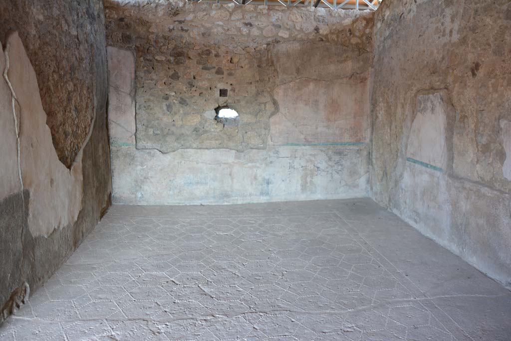 VII.15.2 Pompeii. October 2019. Looking towards north wall of apodyterium. Site of a painting of the Slaughter of the Niobids.
Foto Annette Haug, ERC Grant 681269 DÉCOR.