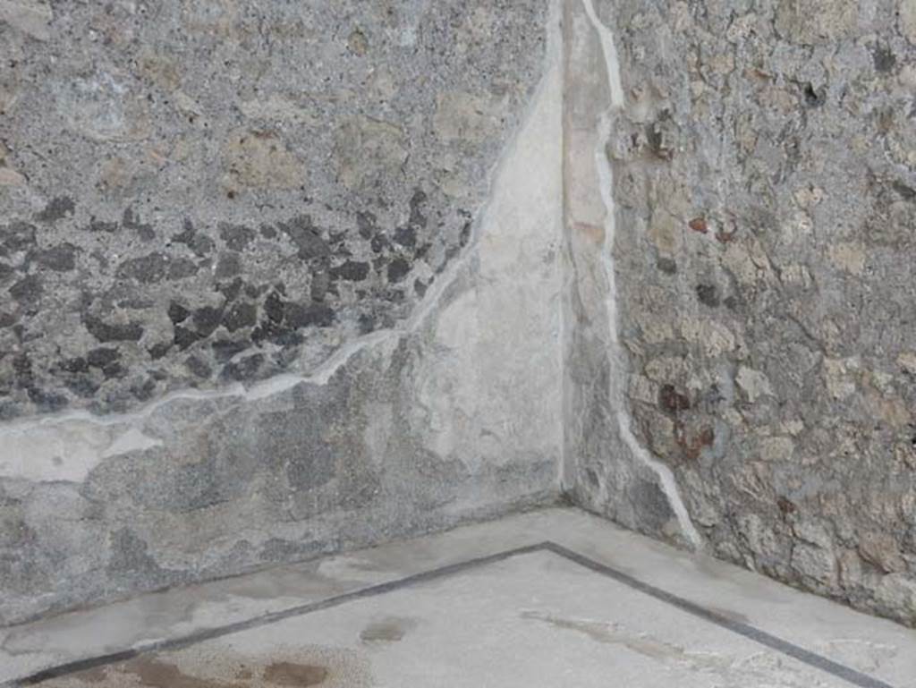 VII.15.2 Pompeii. May 2018. East ala, looking towards south-east corner. Photo courtesy of Buzz Ferebee. 