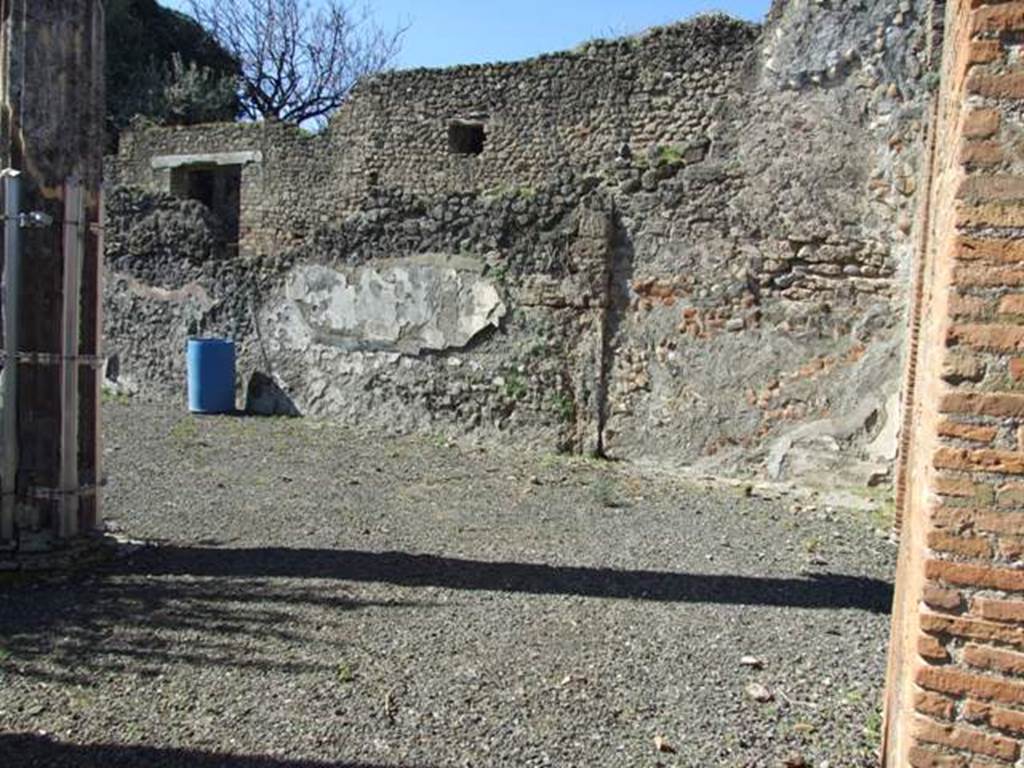 VIII.5.2 Pompeii.  March 2009.  North west corner of Portico.