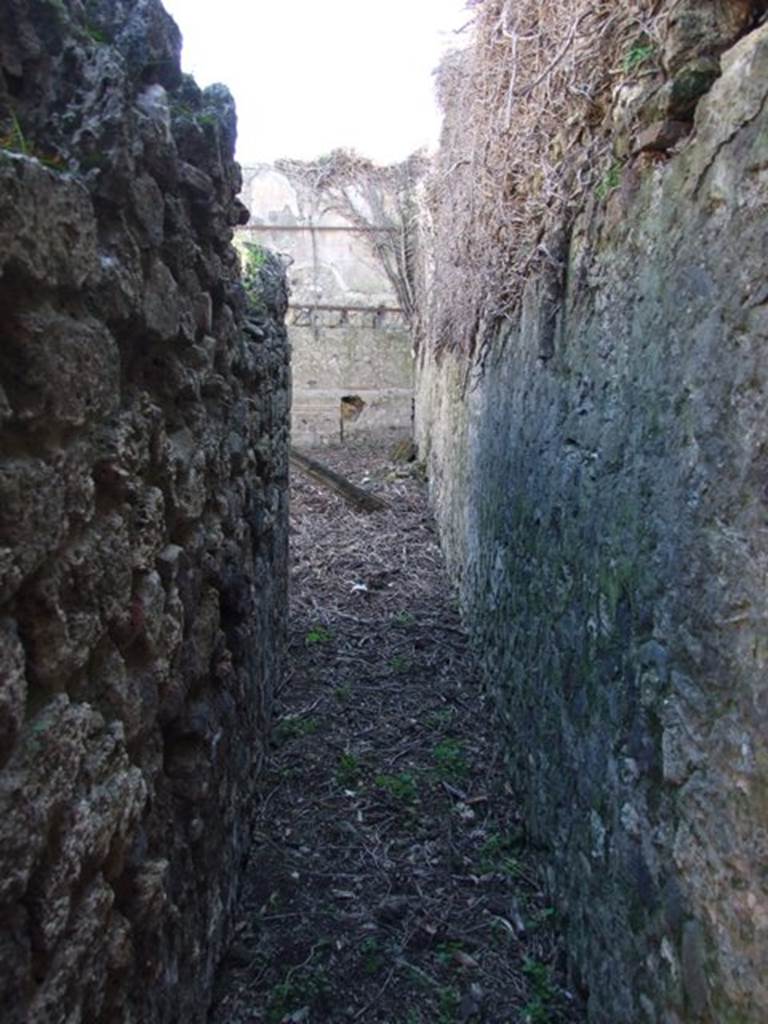 VIII.5.2 Pompeii.  March 2009.  Room 9. Corridor, leading west behind Room 12, to Room 10. 