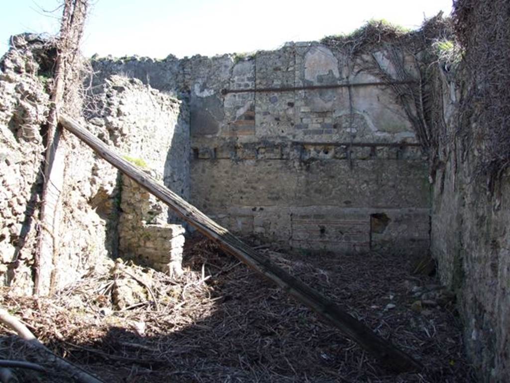 VIII.5.2 Pompeii.  March 2009.  Room10, in foreground, Room 11, in background.