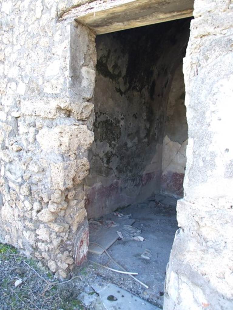 VIII.5.5 Pompeii.  March 2009.  Doorway to Room 31. Cubiculum.