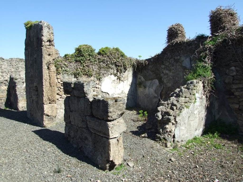 VIII.5.5 Pompeii.  March 2009.  North wall of Ala with doorway into a Cubiculum. Looking north east towards two Cubicula on east side of atrium.