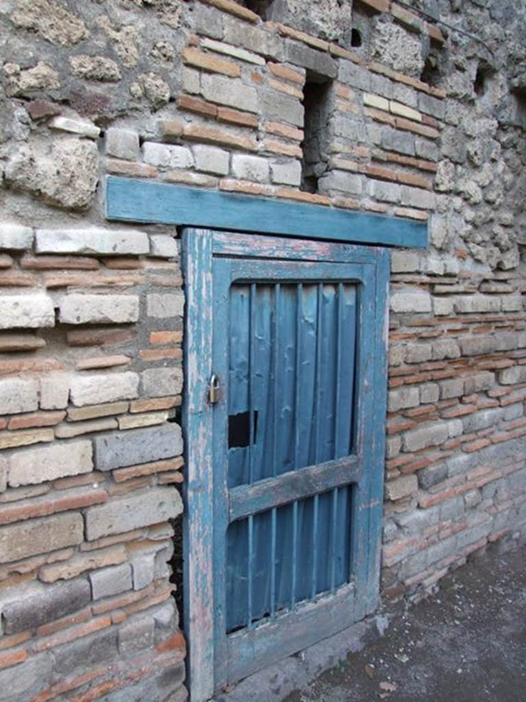 VIII.7.16 Pompeii. December 2007. Room on the east side.