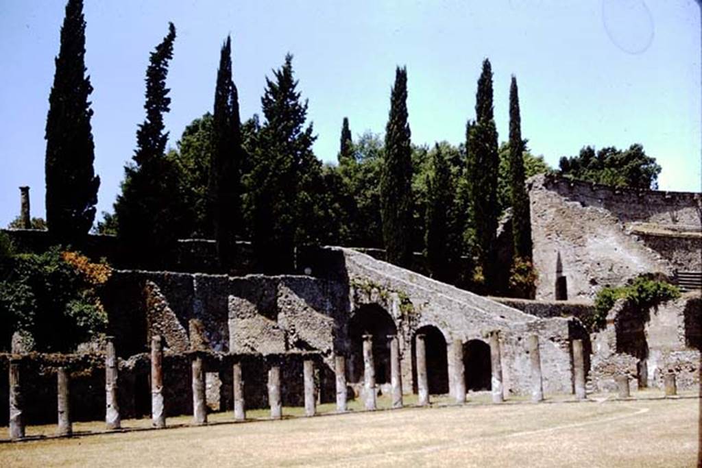 VIII.7.16 Pompeii. 1966. Looking towards the north-west corner. Photo by Stanley A. Jashemski.
Source: The Wilhelmina and Stanley A. Jashemski archive in the University of Maryland Library, Special Collections (See collection page) and made available under the Creative Commons Attribution-Non Commercial License v.4. See Licence and use details.
J66f0138