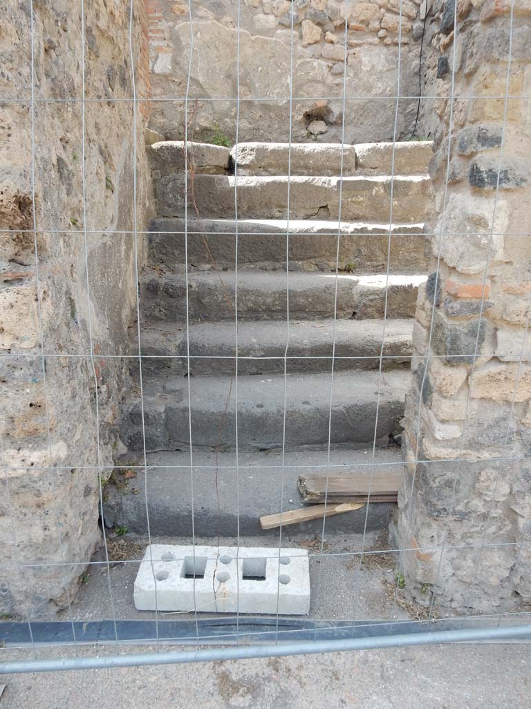 VIII.7.16 Pompeii. June 2019. Small staircase on north side. Photo courtesy of Buzz Ferebee.