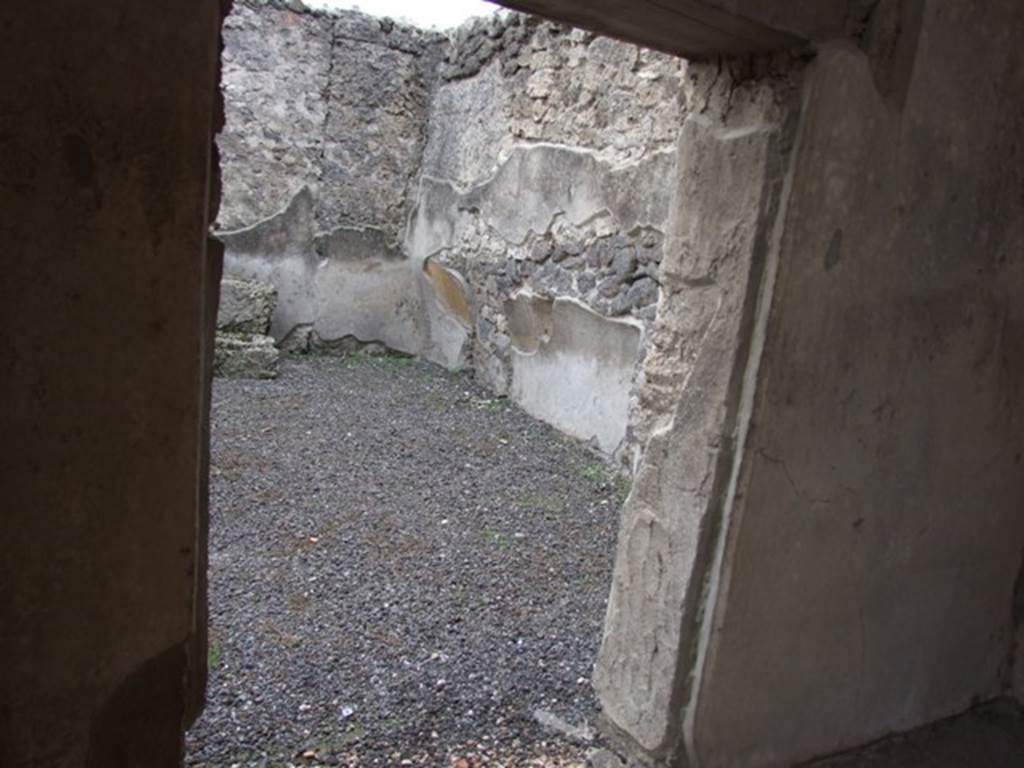 IX.1.20 Pompeii. December 2007. Room 19. Doorway looking south into Room 20.
