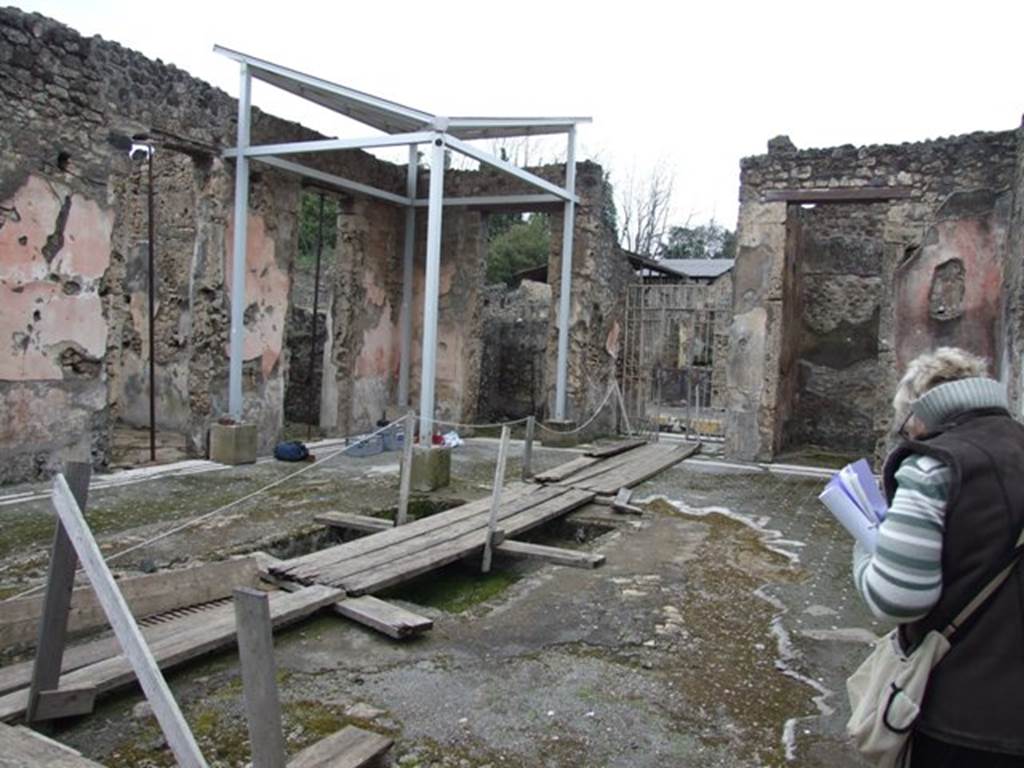 IX.8.6 Pompeii. March 2009.   Atrium.  Looking north towards entrance.