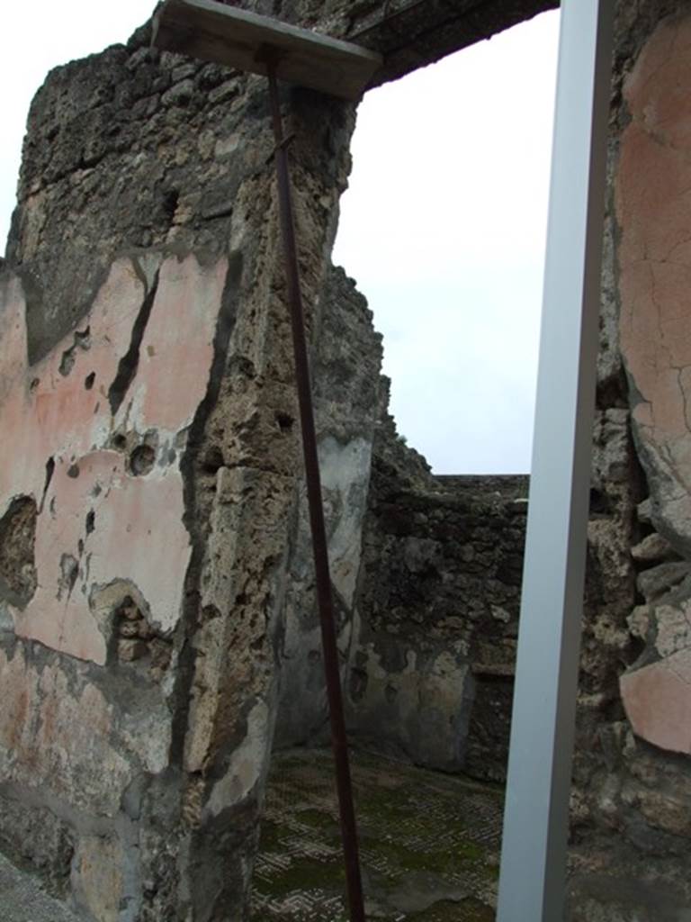 IX.8.6 Pompeii. March 2009.  Doorway to Room 7, Cubiculum.