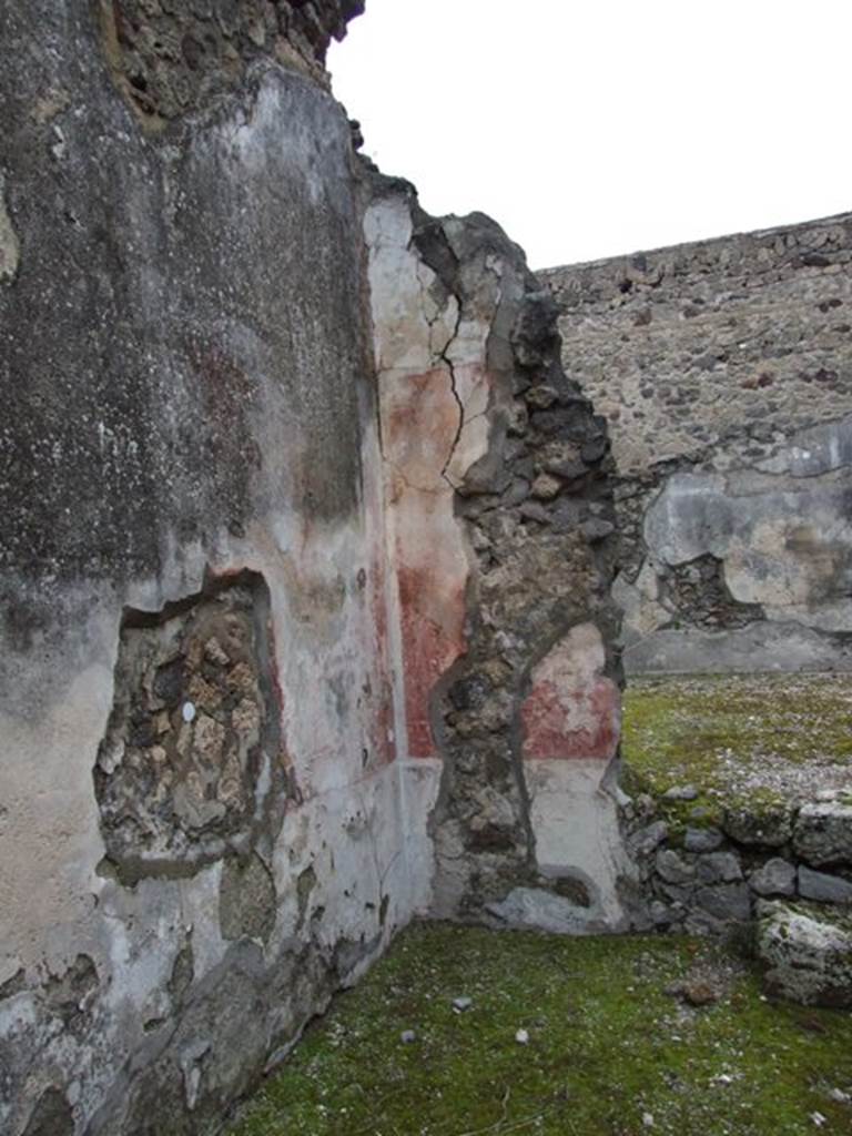 IX.8.6 Pompeii. March 2009.   Room 31, North west corner, leading to Room 32, Apodyterium.
