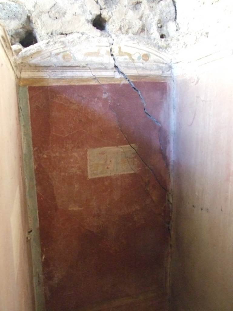 IX.12.6 Pompeii. March 2009. Room “n2”, south wall with remains of painting.