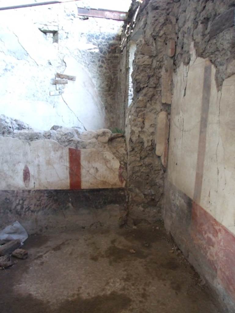 IX.12.6 Pompeii. March 2009. Room “c”, south-east corner.