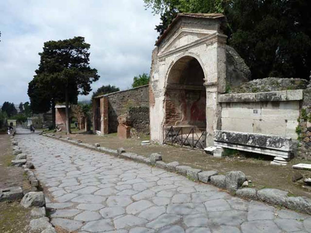 Via dei Sepolcri, east side, May 2010. Looking north from HGE08.