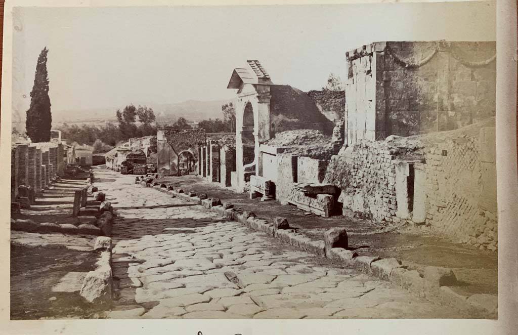 Via dei Sepolcri, Pompeii. From an album dated January 28, 1894. Looking north.
Photo courtesy of Rick Bauer.