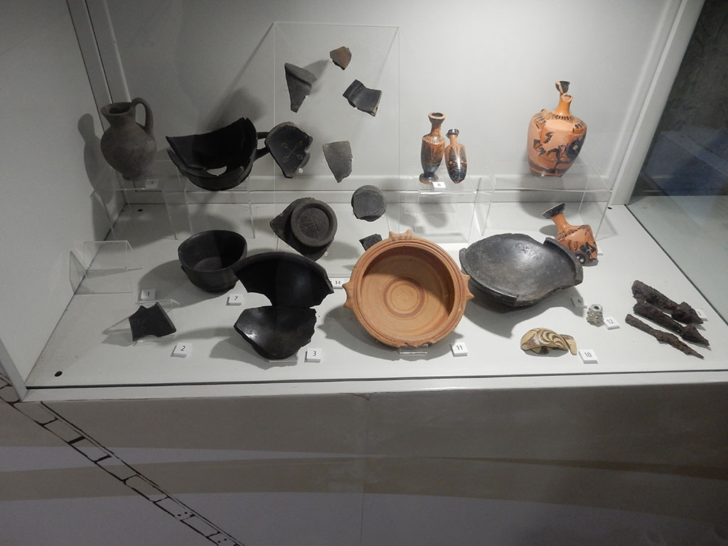 Santuario extraurbano del Fondo Iozzino. May 2018. More finds from site. Now in PAP deposits.
Photo courtesy of Buzz Ferebee.