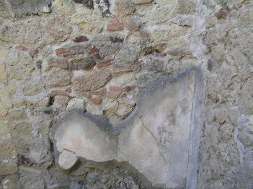 III.11 Herculaneum, May 2005. Triclinium, room 16, south wall. 
Photo courtesy of Nicolas Monteix.
