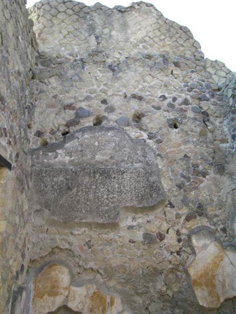 III.11 Herculaneum, June 2005. Upper west wall, above room 13.
Photo courtesy of Nicolas Monteix.

