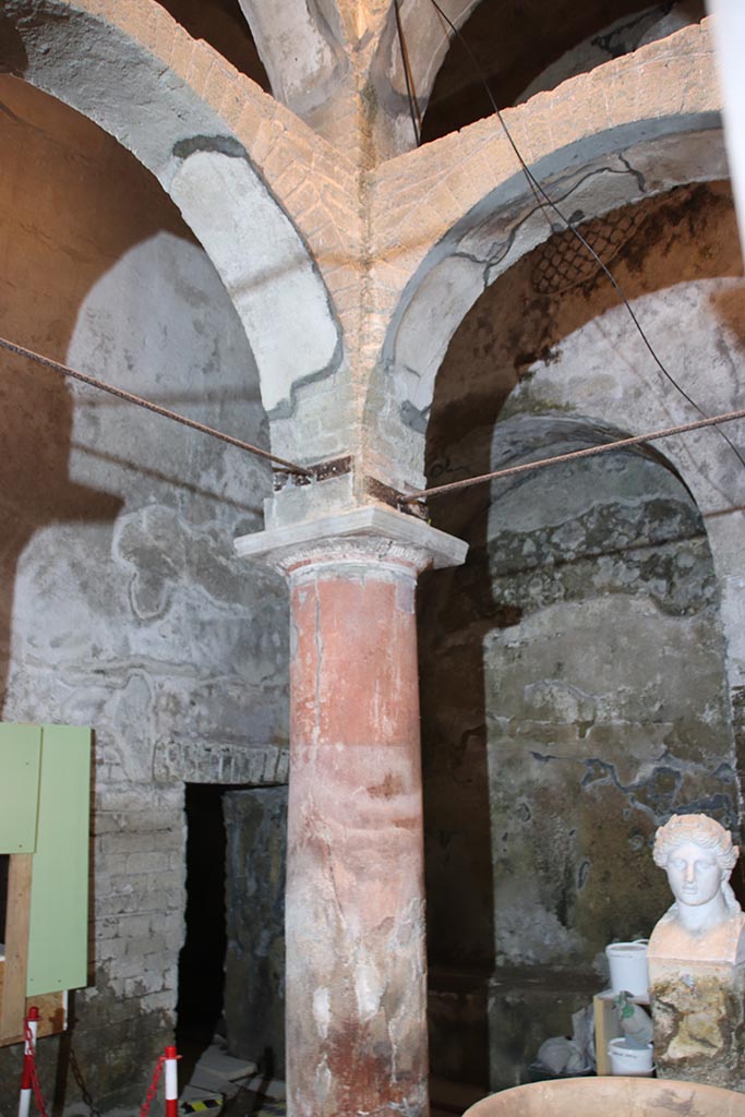Suburban Baths, Herculaneum, October 2025. Column in north-east corner of atrium. 
Photo courtesy of Klaus Heese.  
