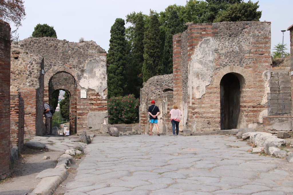 Porta Ercolano or Herculaneum Gate. September 2021. Looking north from inside the city. Photo courtesy of Klaus Heese.  


