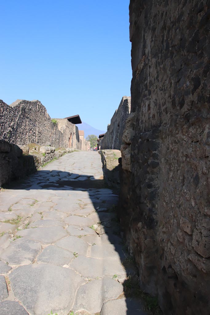 Pompeii Porta di Nocera. October 2022. 
Looking north through east side of gate. Photo courtesy of Klaus Heese.
