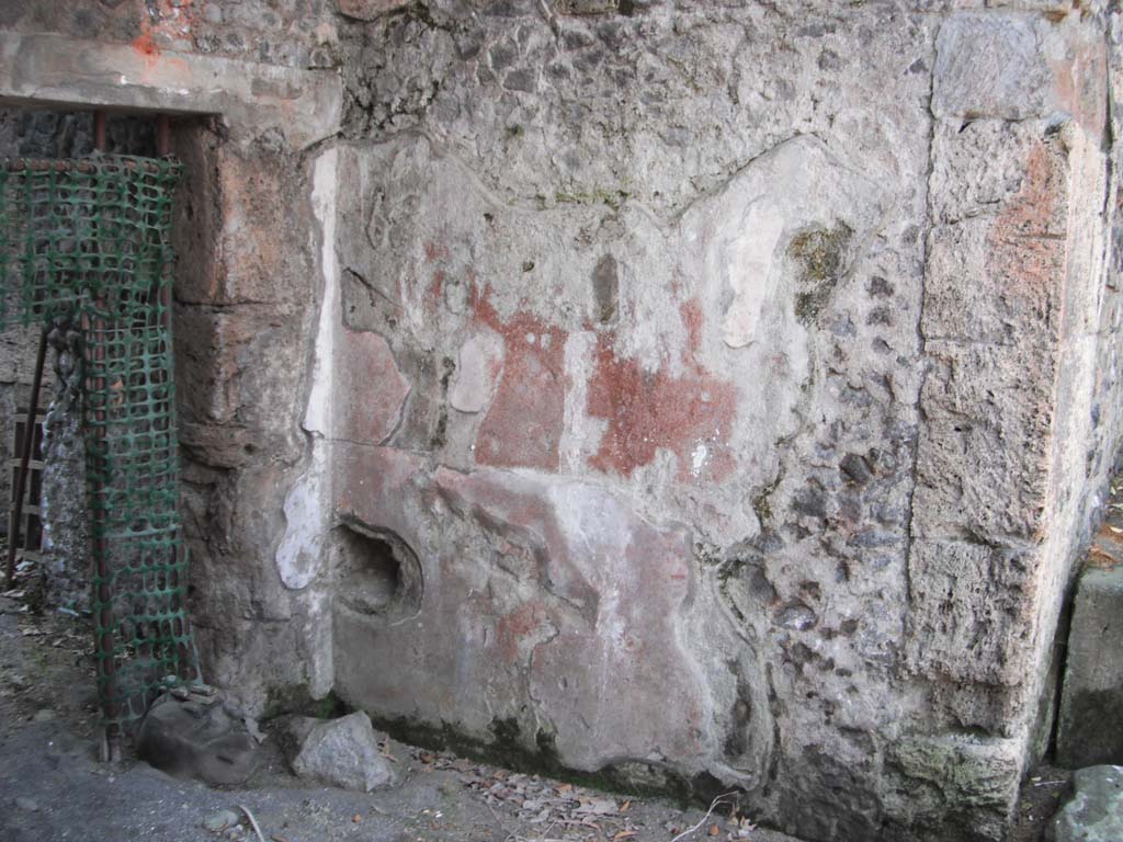 Porta Stabia, Pompeii. May 2011. West wall at north end of gate with remaining plaster. Photo courtesy of Ivo van der Graaff.
