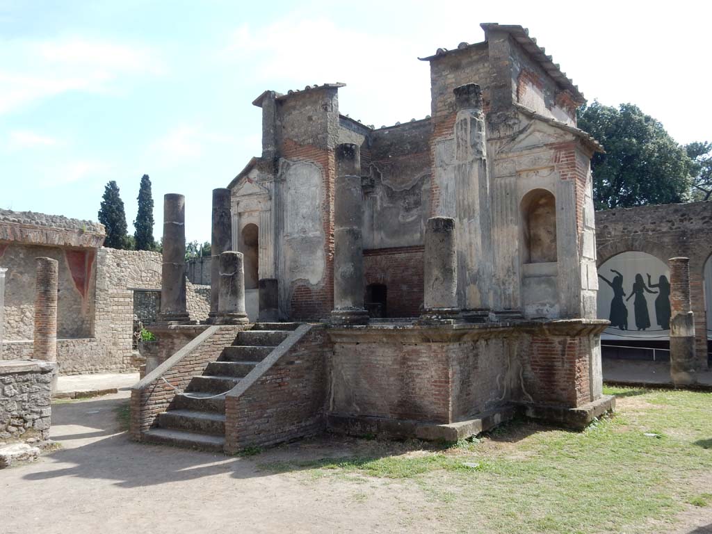 Pompeii Temples