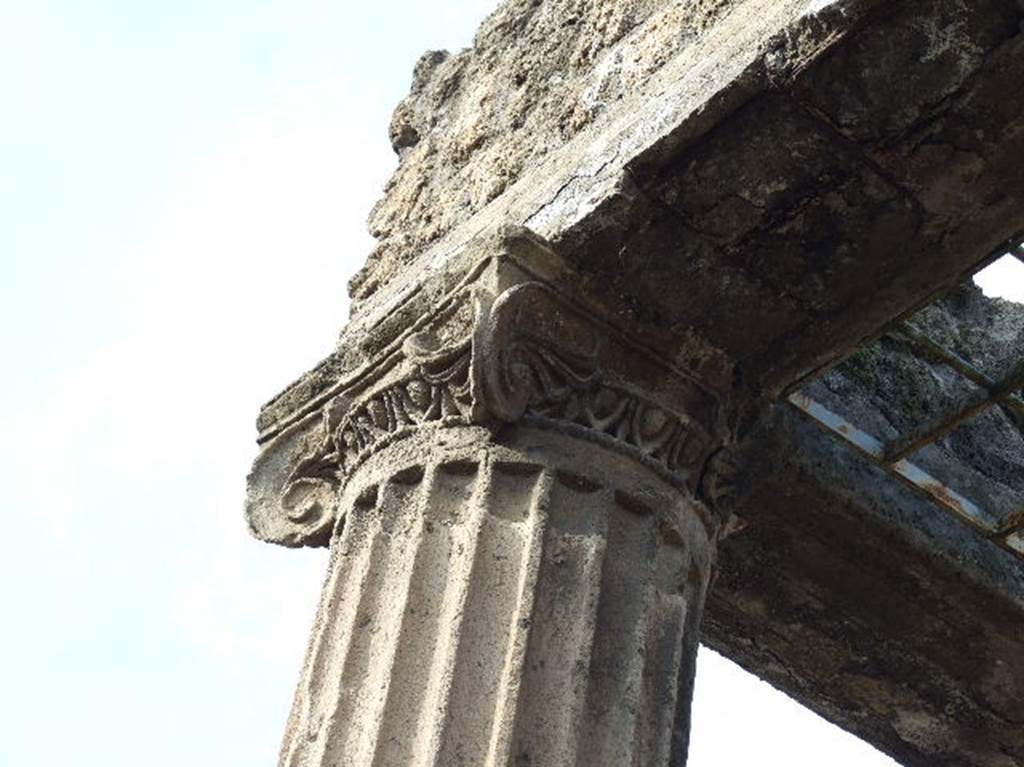 I.2.28 Pompeii. December 2006. Detail of column capital..