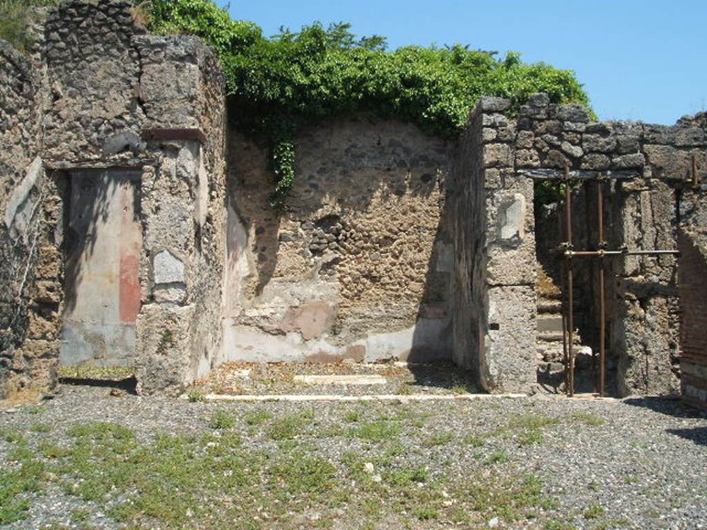 I.3.3 Pompeii.  May 2005.  Atrium and Tablinum.