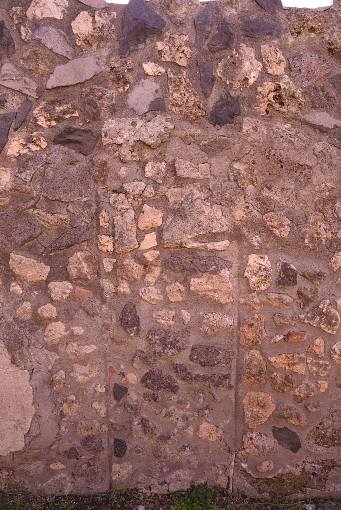 I.4.7 Pompeii. October 2019. Detail from south wall of triclinium.
Foto Tobias Busen, ERC Grant 681269 DÉCOR.
