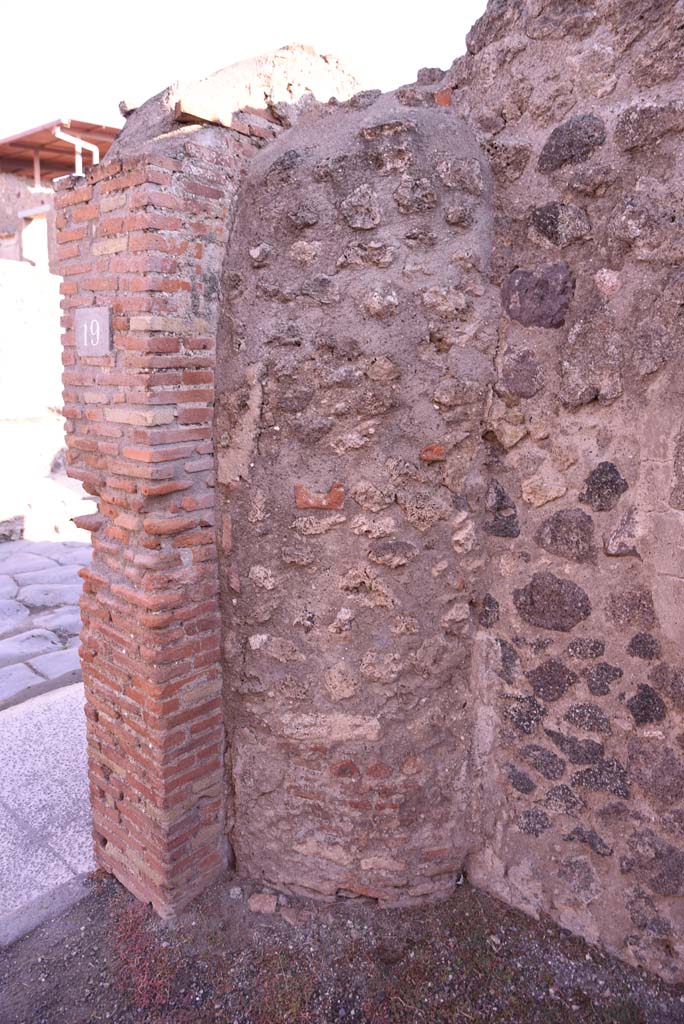 I.4.19 Pompeii. October 2019. Feature in north-east corner of shop-room.
Foto Tobias Busen, ERC Grant 681269 DCOR.
